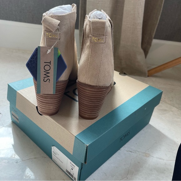 TOMS - Clare Oatmeal Suede Wedge Boot - Picture 6 of 10